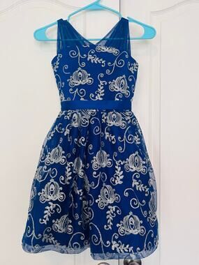 Disney Fancy Princess Dress Cinderella Blue Satin Sequin Carriage Scrolls Sz 7/8